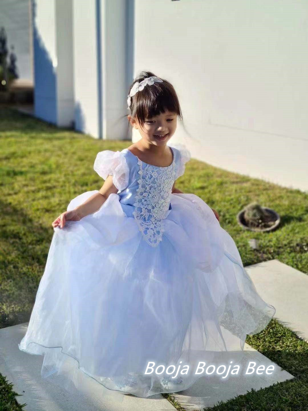 Magical Cinderella costume dress, Disney princess party gown, Halloween dress-up cosplay