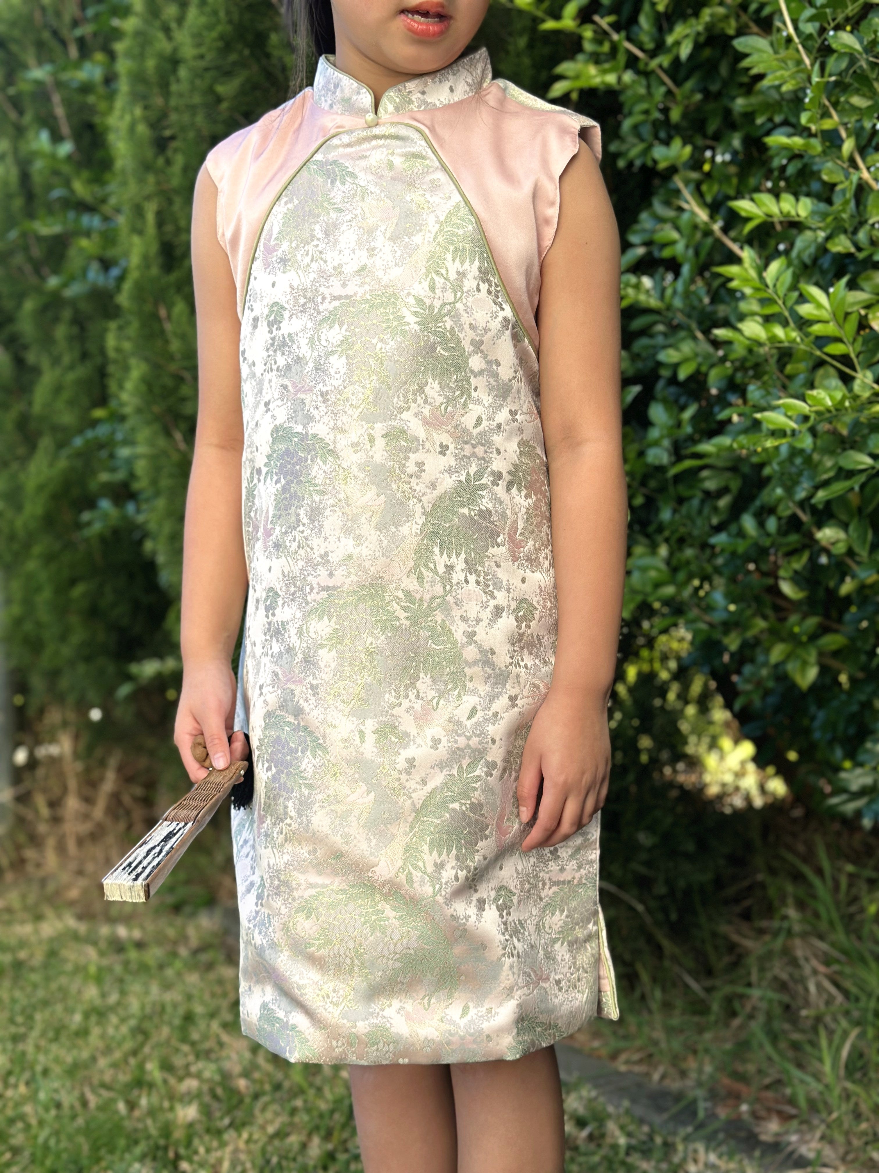 Fairy tale of Jade pool Qipao, Luxurious pink Cheongsam for Chinese New Year, Harmony day outfits, Chinese culture girls wear