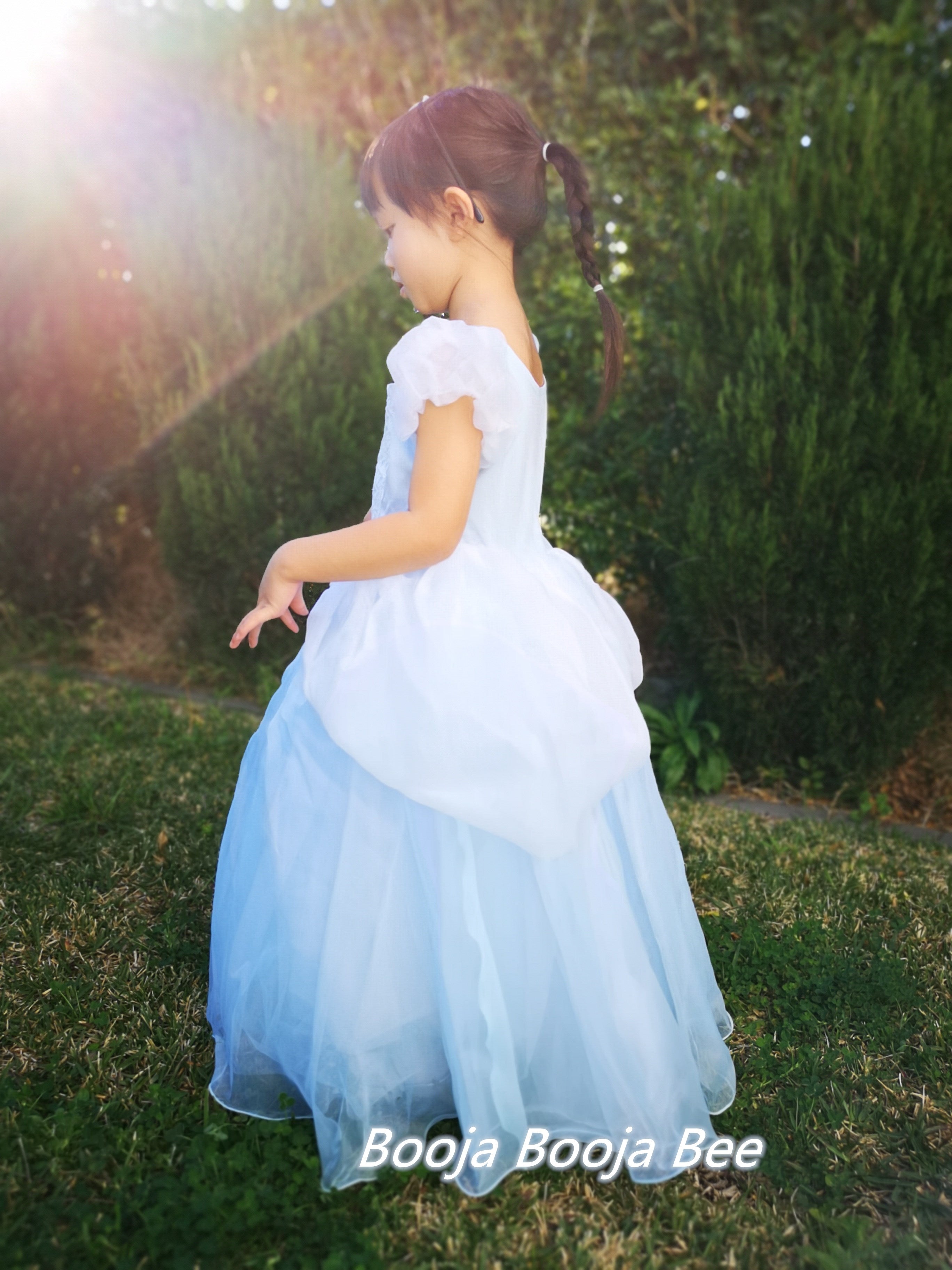 Magical Cinderella costume dress, Disney princess party gown, Halloween dress-up cosplay